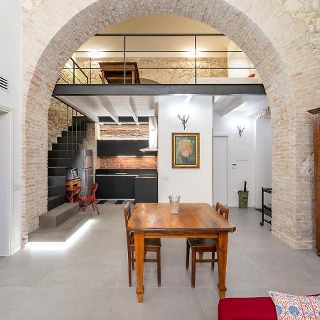 Massimo Boutique Apartment Кальярі Екстер'єр фото