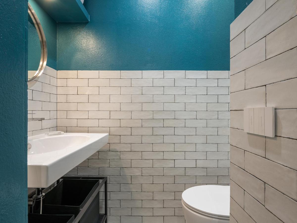 Massimo Boutique Apartment Кальярі Екстер'єр фото
